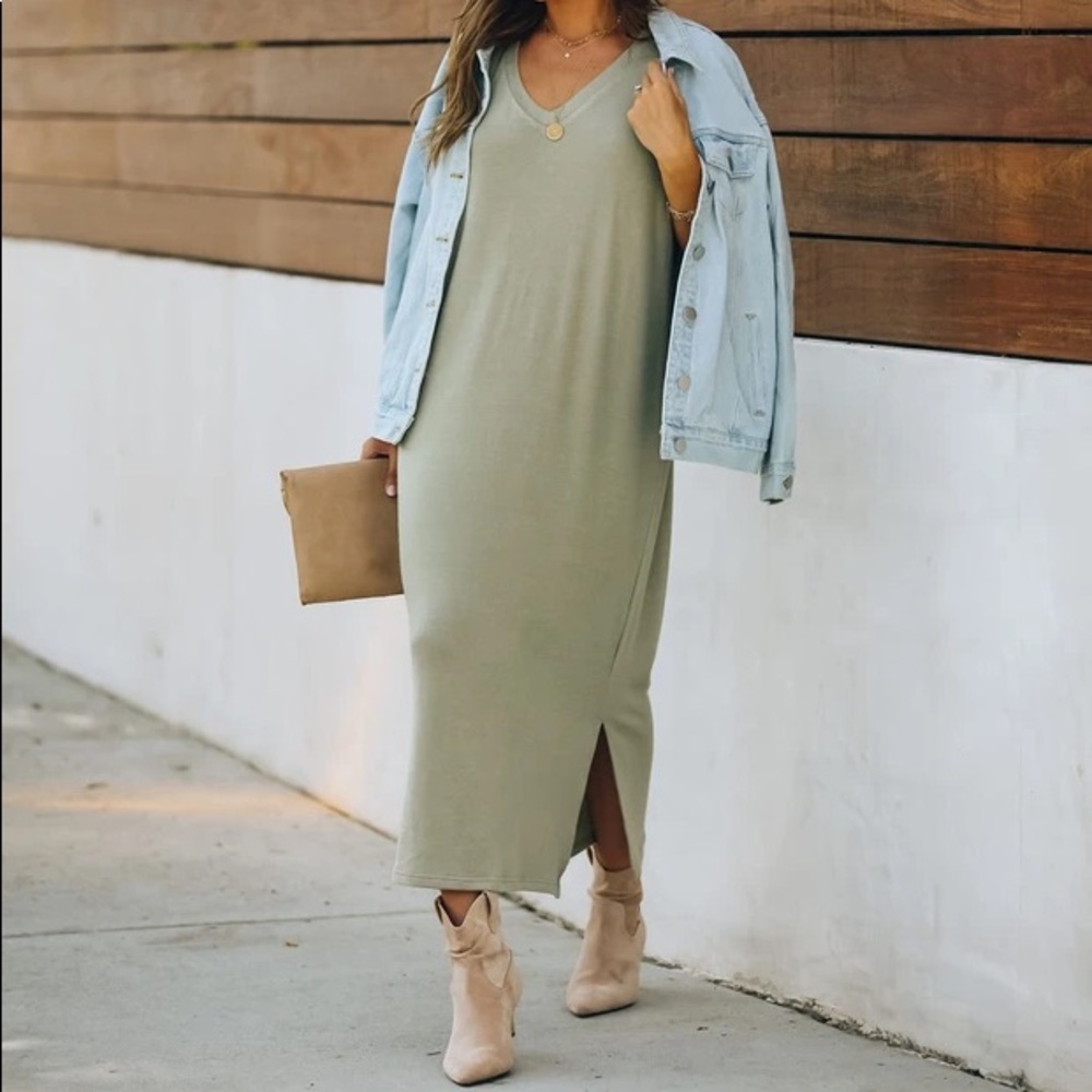 Short Sleeve Knit MIDI Dress SAGE Sz Large